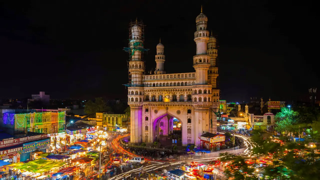 Charminar Hyderabad: History, Timings, Entry Fee & Location